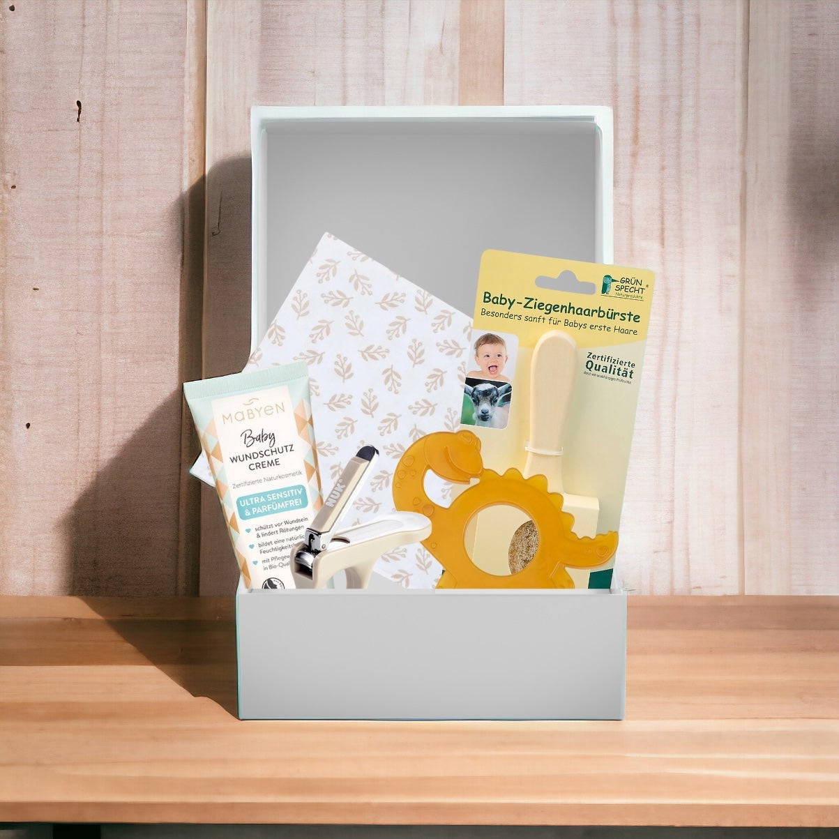 Baby- Box Geschenke für Schwangere 