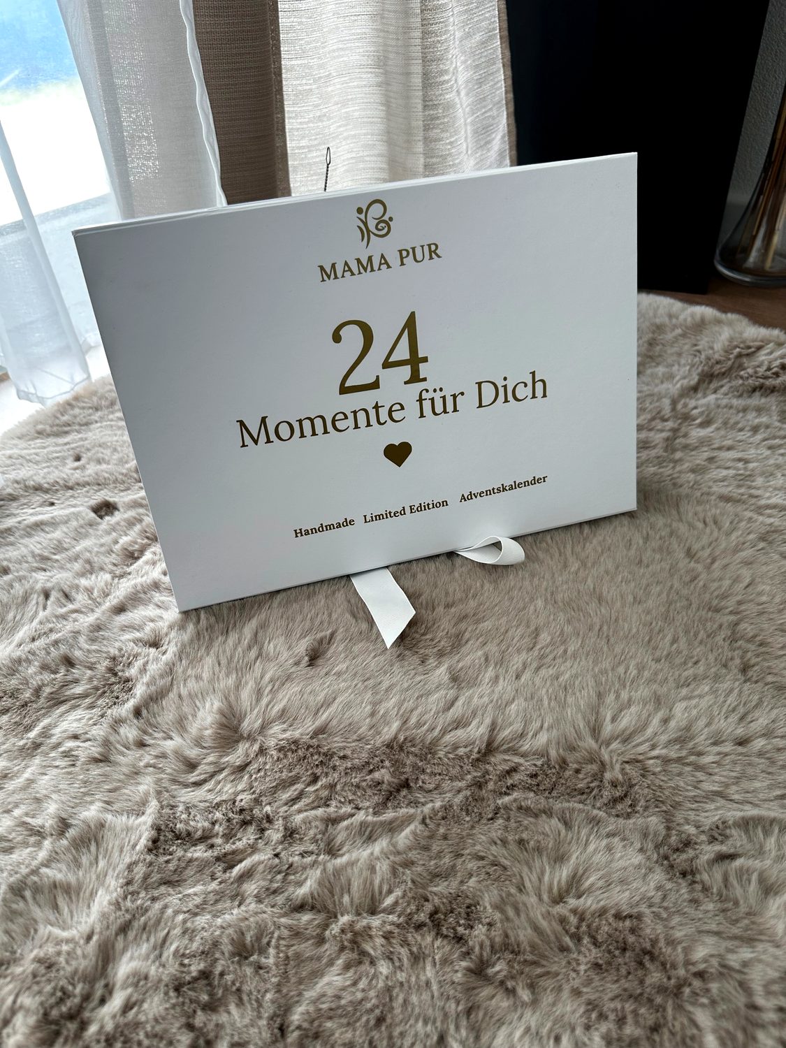 Mama Pur Adventskalender 2026 – 24 Momente für Dich, geschlossene Geschenkbox